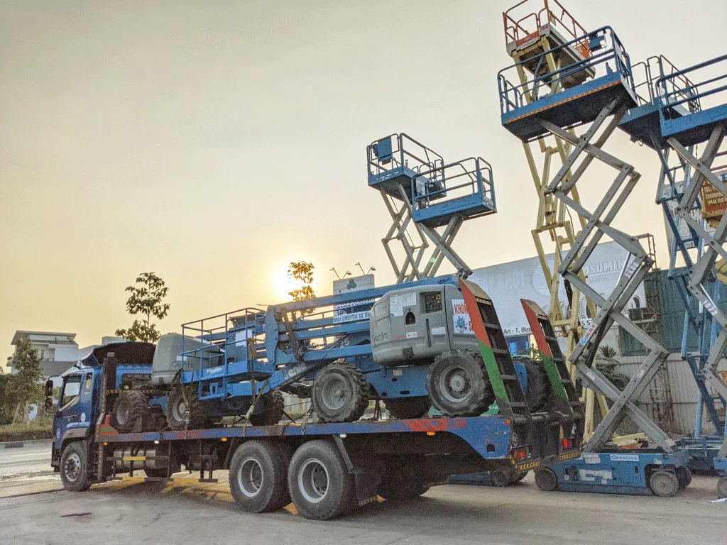 xe nâng người hãng Genie Boom Lift