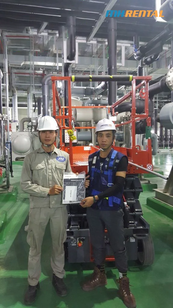 Bàn giao xe nâng người 