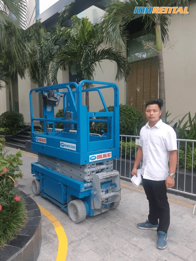 Bàn giao xe nâng người