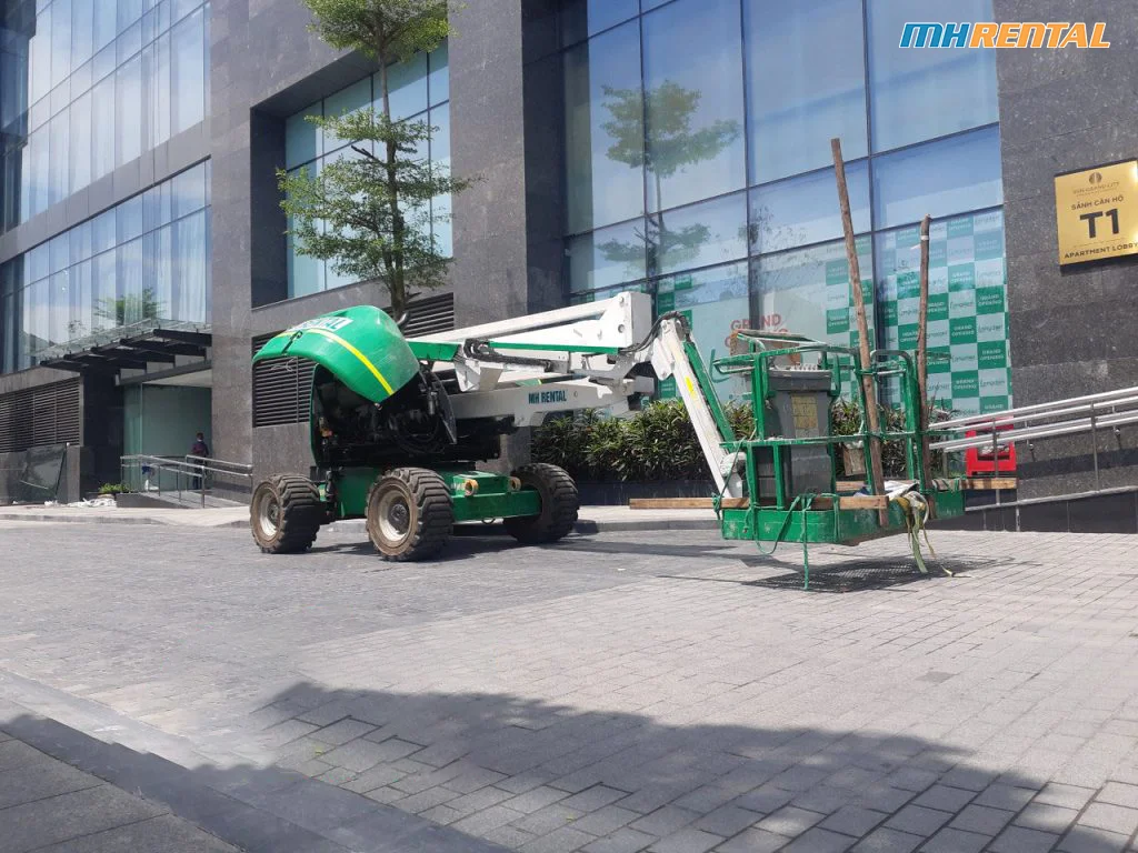 Cho thuê xe nâng người tại Hoà Bình
