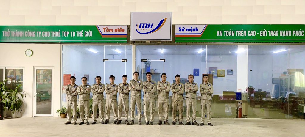 Đội ngũ kỹ thuật bảo dưỡng thiết bị của MH Rental Hà Nội