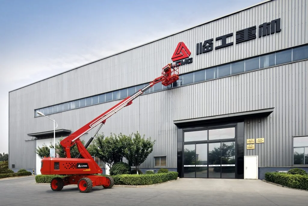 Xe nâng người boom lift dạng cần tại Bình Dương