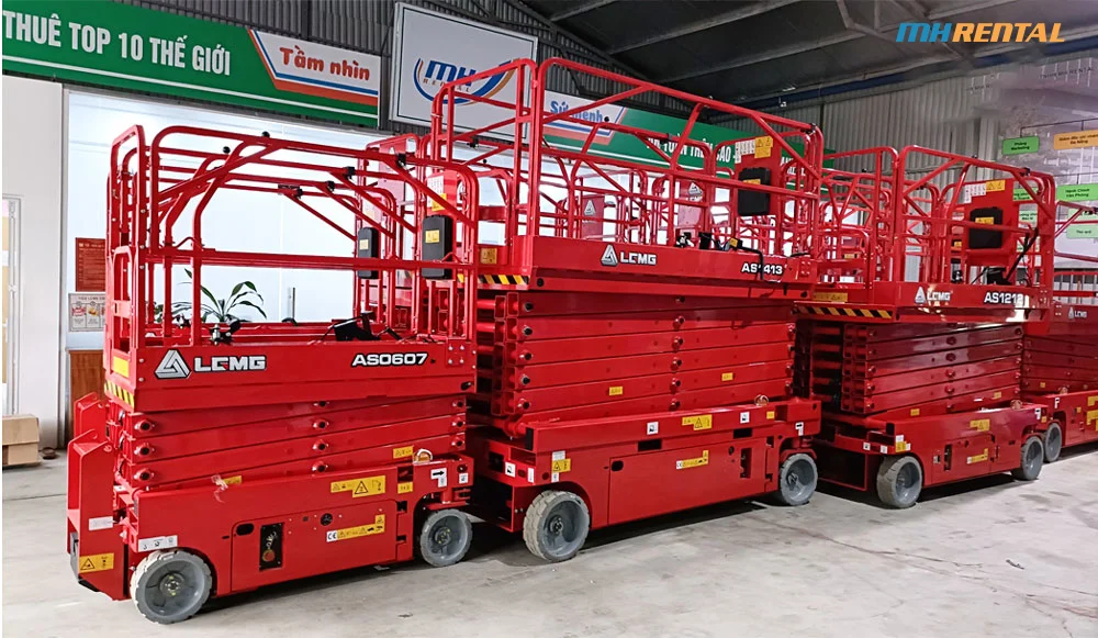 Lô xe nâng người mới nhập khẩu từ hãng LGMG