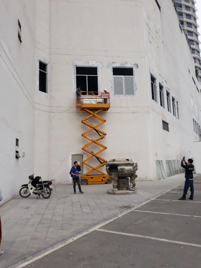 Thuê xe nâng người tại Hoà Bình