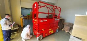 Xe nâng người AS0808