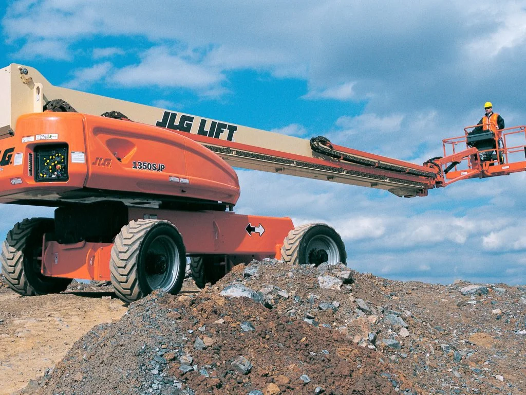 Xe nâng người Z-Boom Lift 43m hãng JLG