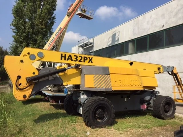 Xe nâng người 30m Haulotte HA32PX