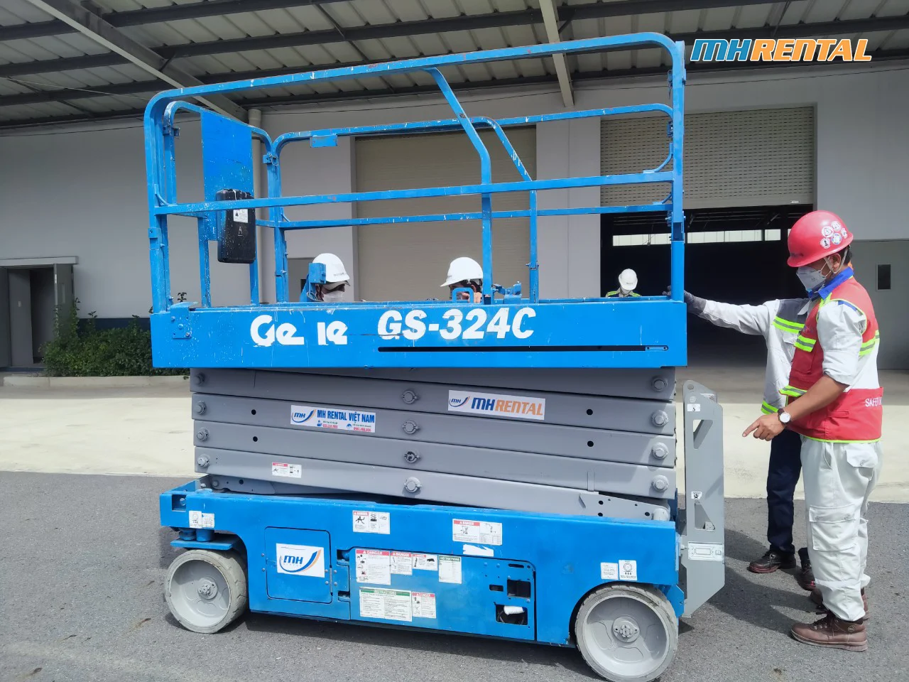 Xe nâng người GS-3246