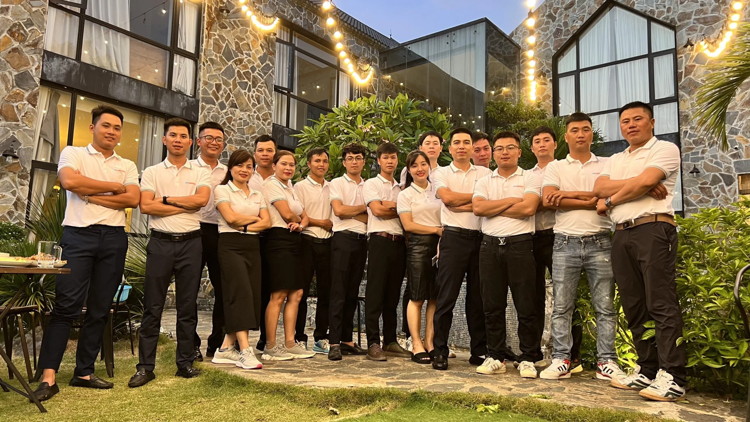Đội ngũ MH Rental Việt Nam