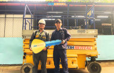 MH Rental Bán Xe Nâng Người Cắt Kéo JLG Cho Công Ty Furniture Resources