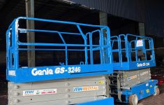 Bán 2 xe nâng người GS3246 cho đơn vị thi công Hưng Gia