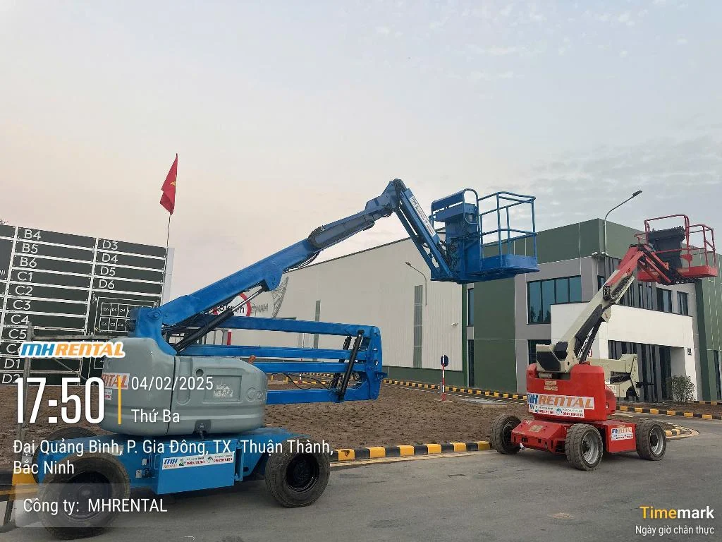 Hai xe nâng người bàn giao cho Thế Hệ Mới tại Bắc Ninh ngày 04/02/2025
