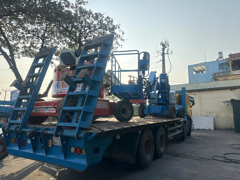 Hai xe boom trong hồ sơ Thế Hệ Mới trên phương tiện vận chuyển