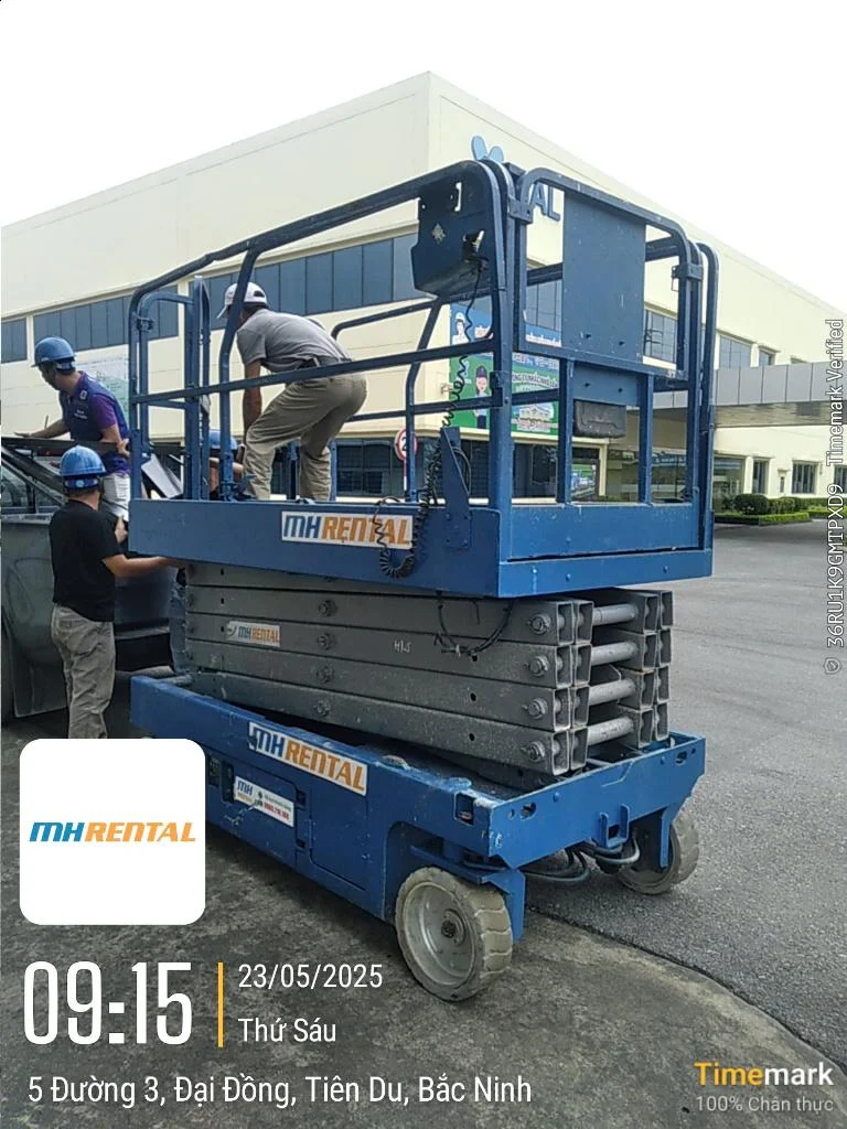 Góc trước xe GS-3246 với dấu ngày 23/05/2025 tại Đại Đồng, Tiên Du, Bắc Ninh