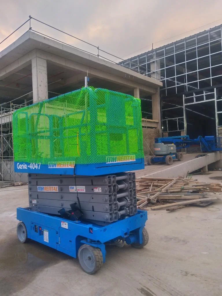 Xe Genie GS4047 của MH Rental tại công trình trong hồ sơ Treeair ngày 04/06/2025